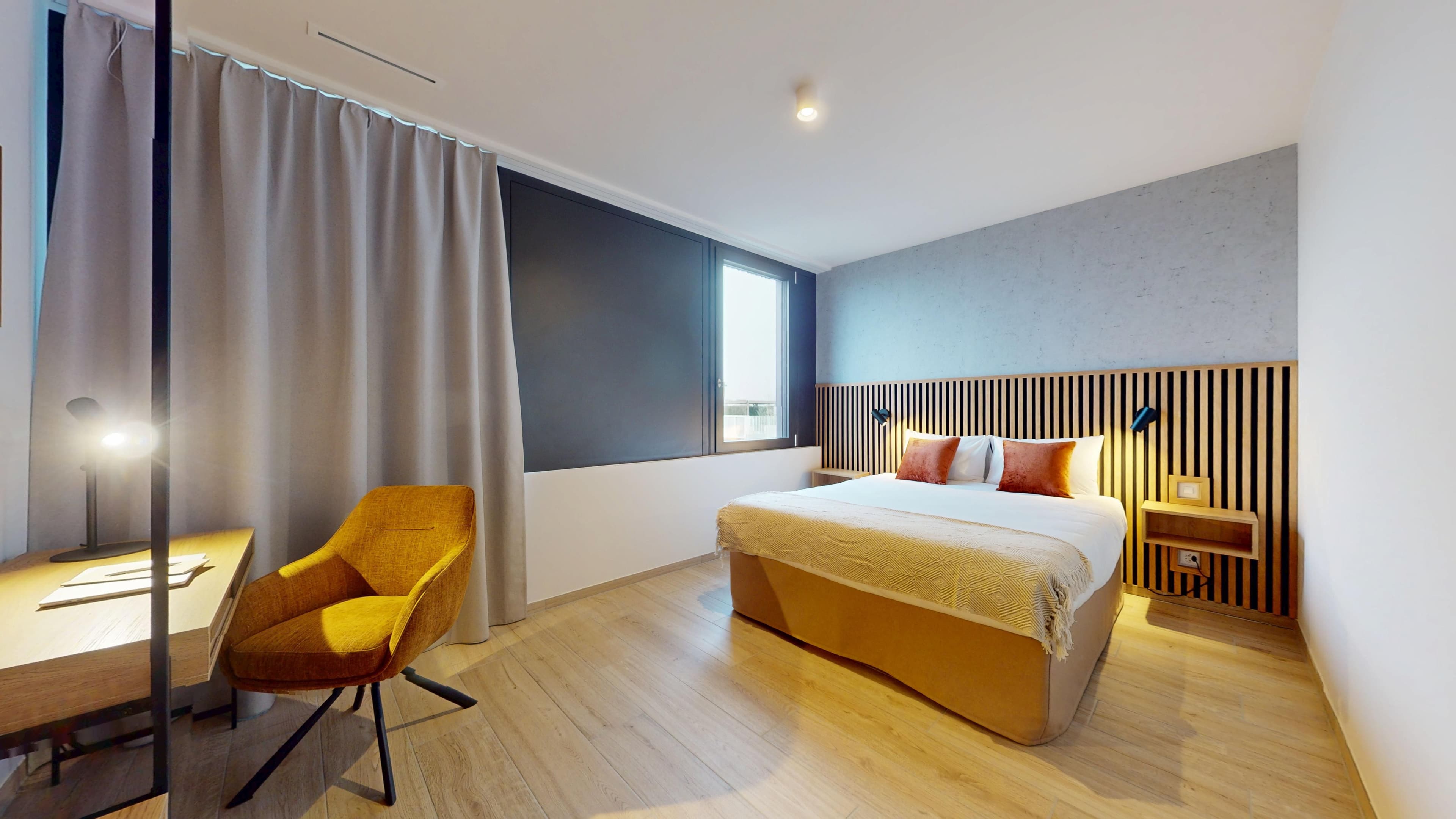 One bedroom apartment queen